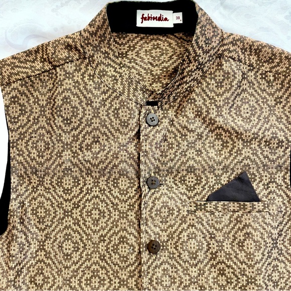 Men’s brown waistcoat/Nehru Jacket from Fabindia - Picture 5 of 5